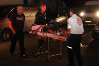 بالصور: إصابة شابين بحادث طرق بين مركبة ودراجة نارية وسط مدينة يافا 